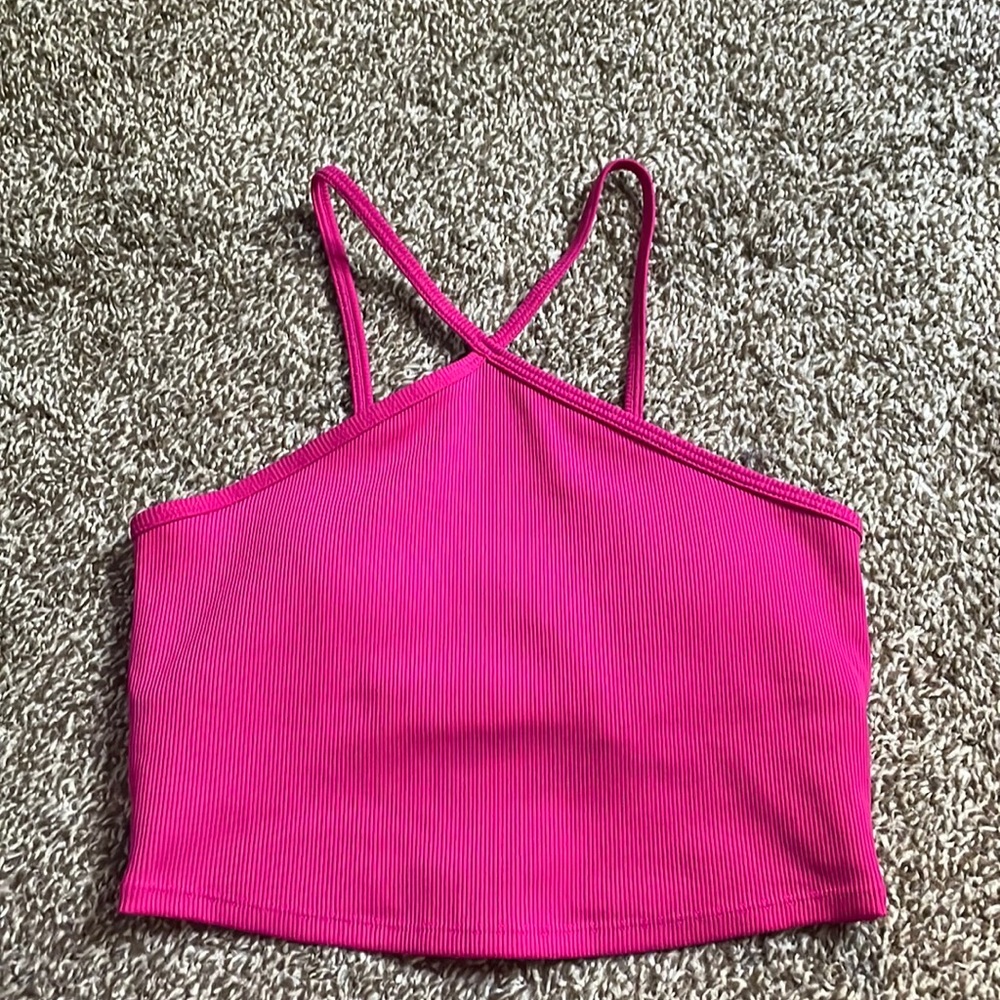 Alo halter tank